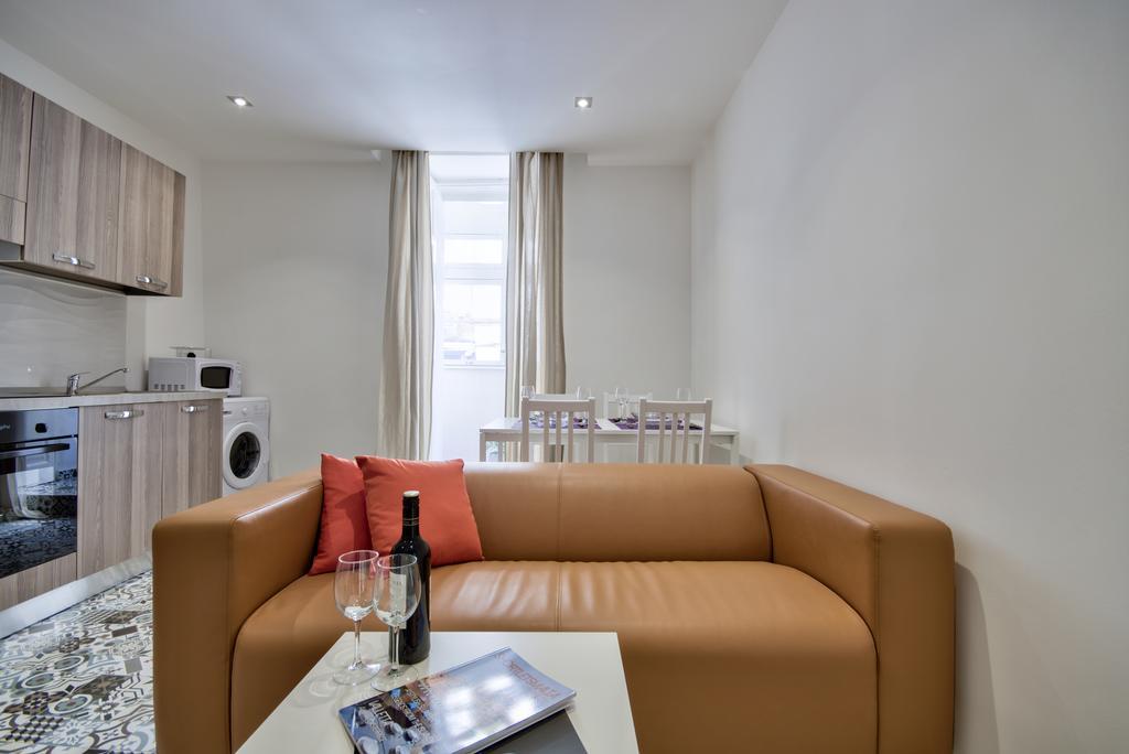Central Valletta Two Bedroom Apartment Valeta Exterior foto